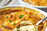 Ultimate Creamy Chicken Pot Pie Recipe for Comforting Weeknight Meals