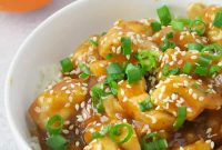 30-Minute Baked Orange Chicken (Low-Calorie, Crispy)