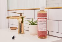 Eco-Friendly Bathroom Cleaning Tips for a Fresh, Chemical-Free Space
