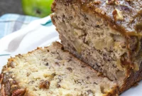 Apple Praline Sweet Bread Recipe with Crunchy Caramel Topping