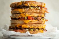 Ultimate Cheeseburger Grilled Cheese Recipe for Gooey Perfection