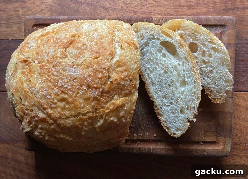 Sliced bread on a cutting board.