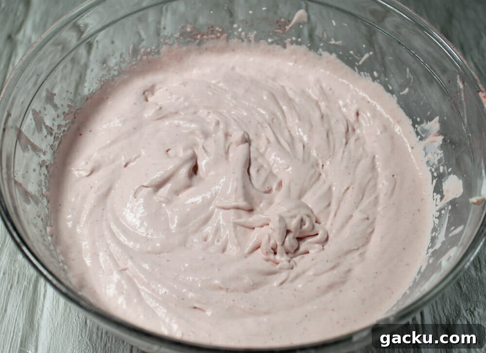Keto Strawberry Fool Dessert3