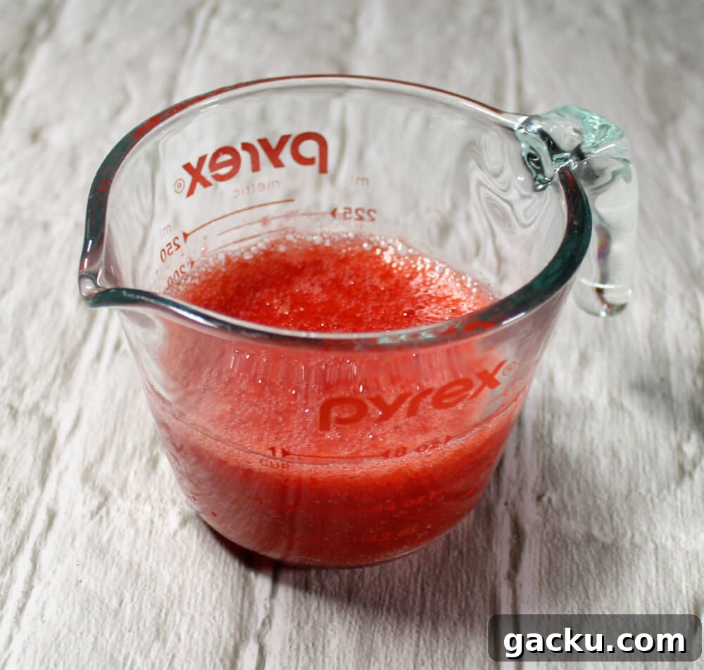 Keto Strawberry Fool Dessert4