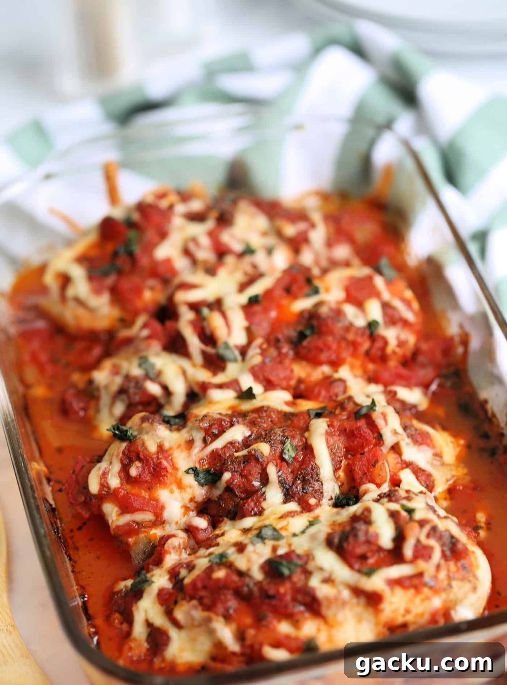 50+ Crowd-Pleasing Summer Recipes for Parties and Gatherings 39 baked bruschetta chicken