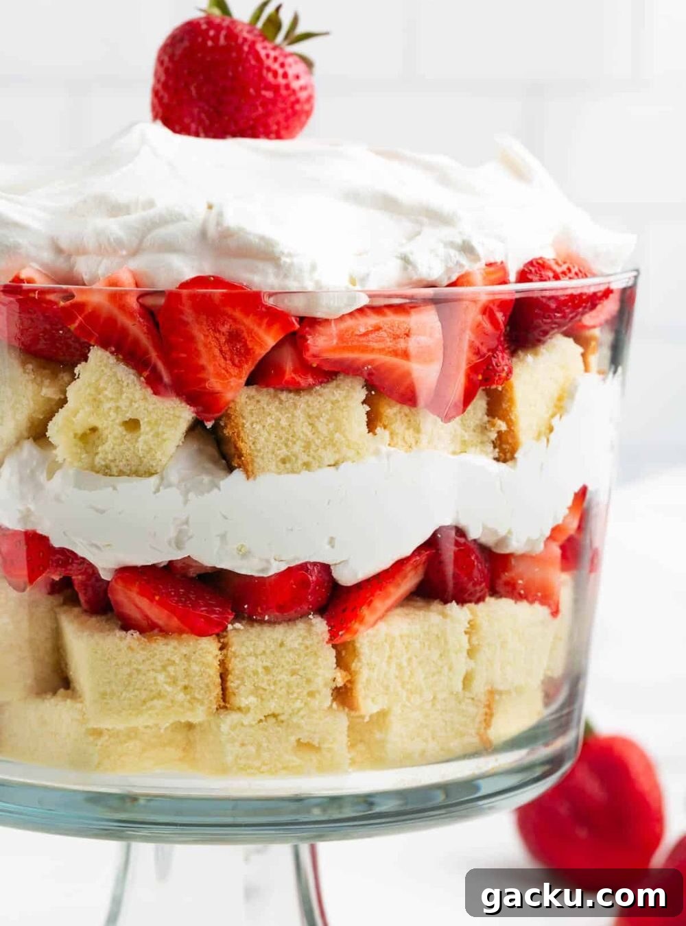 50+ Crowd-Pleasing Summer Recipes for Parties and Gatherings 50 strawberry shortcake trifle