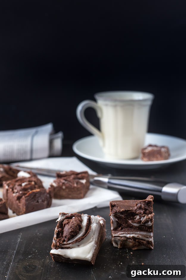 Peppermint Chocolate Fudge Recipe — Creamy Mint Chocolate Bars 2 Peppermint chocolate fudge