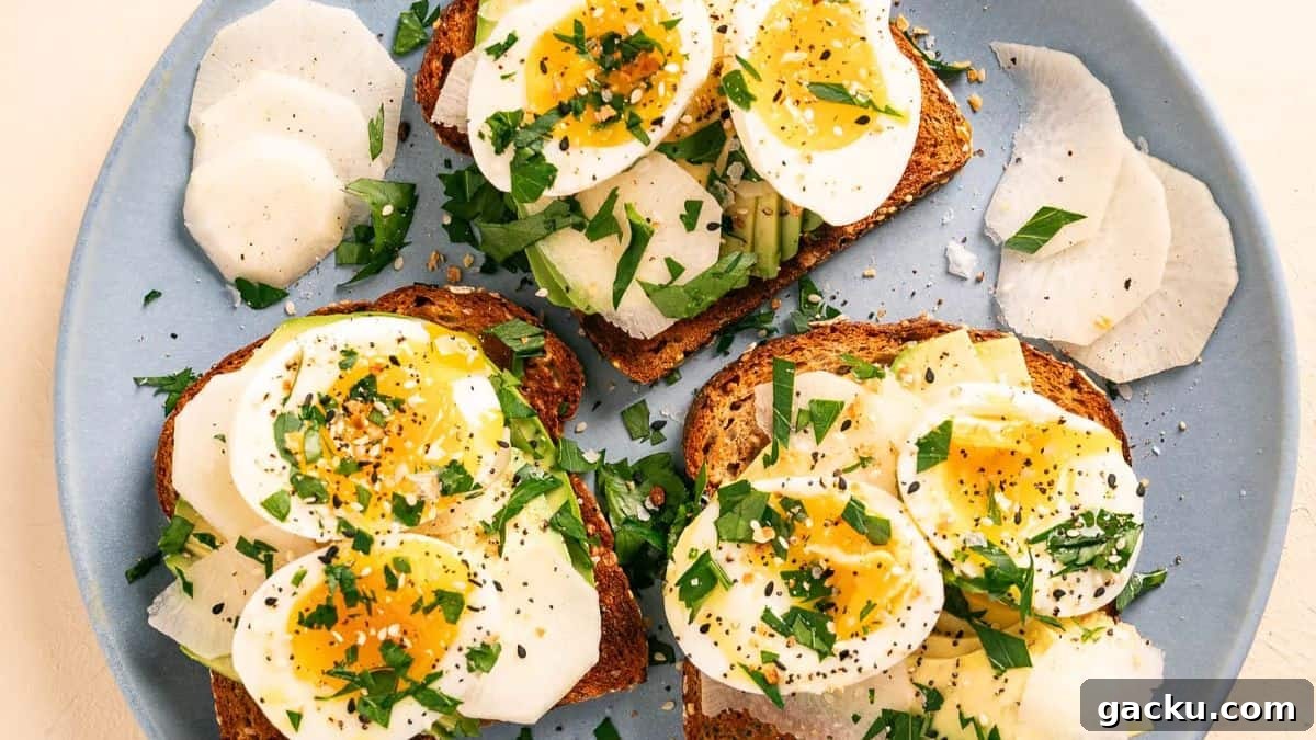 Delicious Breakfast Ideas to Transform Your Mornings 5 Easy Avocado Toast with Egg