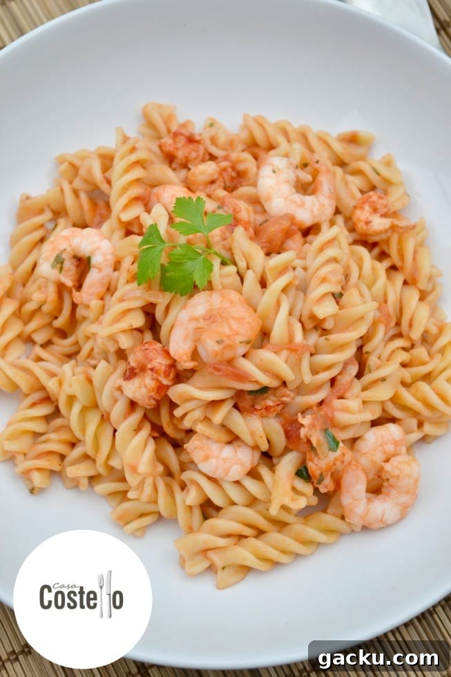 How to Cook and Enjoy Seafood: Tips for Beginners 2 seafood pasta in a white bowl