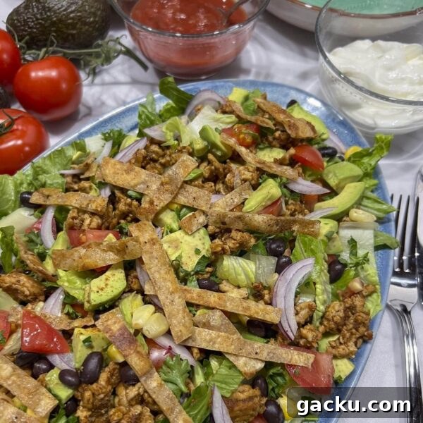 Weeknight Taco Salad: 20-Minute Recipe for Busy Evenings 7 taco salad with tortilla strips