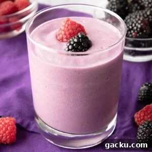 Keto Berry Smoothie (Low Carb) featured image