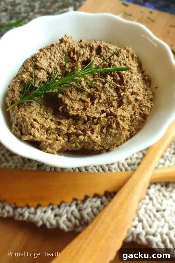 Healthy pate easy appetize in a small bowl.