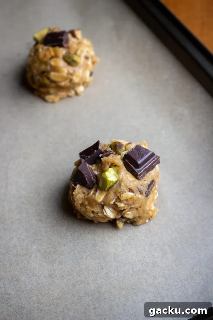 Salted Pistachio Chocolate Chunk Oatmeal Cookies Recipe 9 img 44871 8