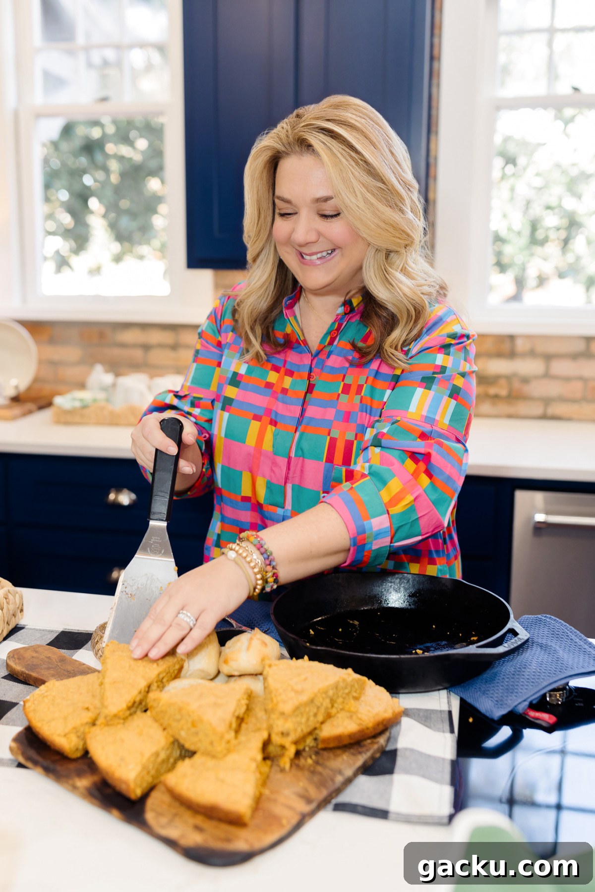 Hosting an easy  gumbo dinner for friends and serving cornbread.