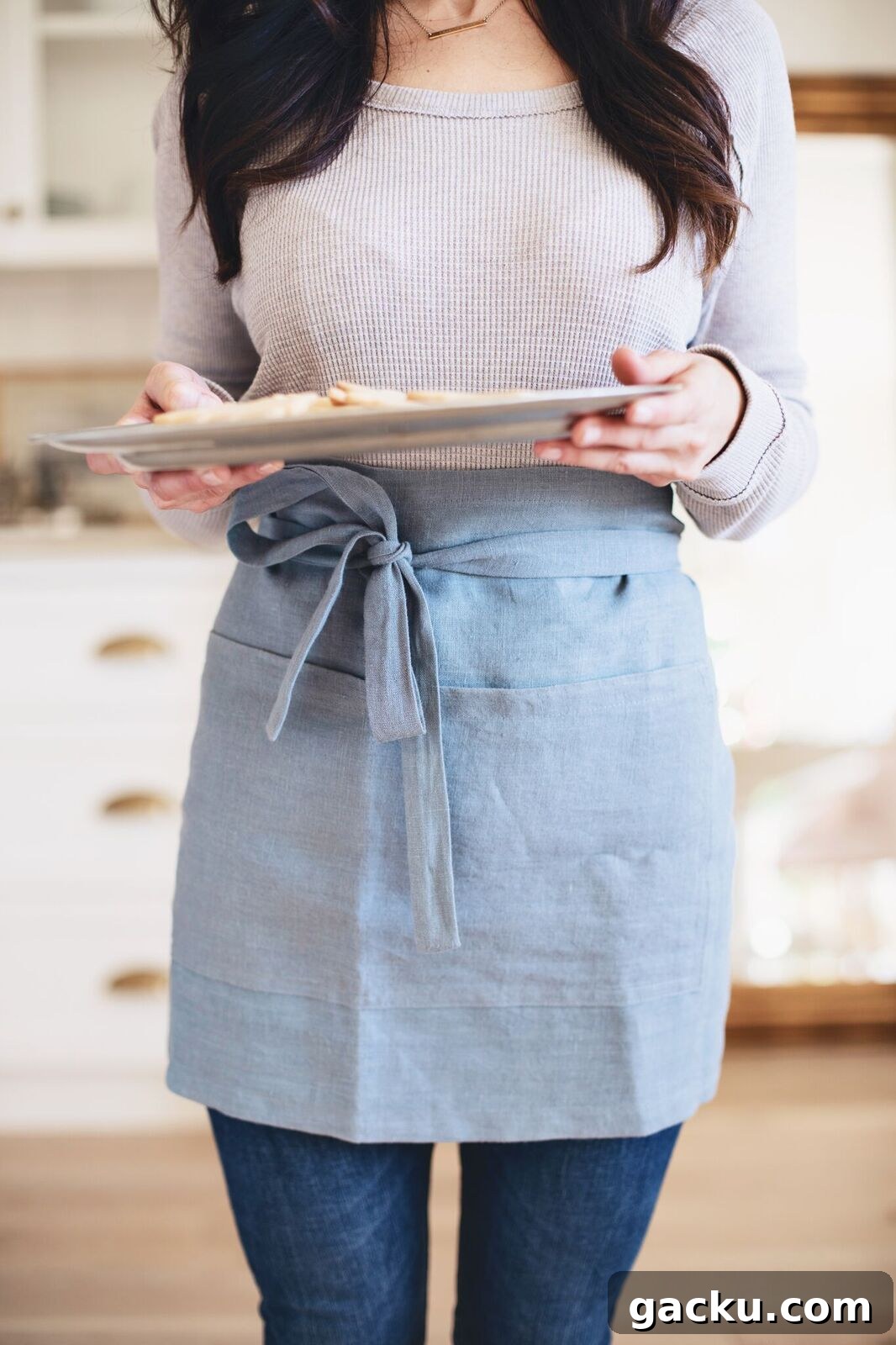 Top Gifts for Food Lovers: Unique Ideas for Every Taste 10 Gifts made with love for the foodie on your list! Like this perfect linen apron.