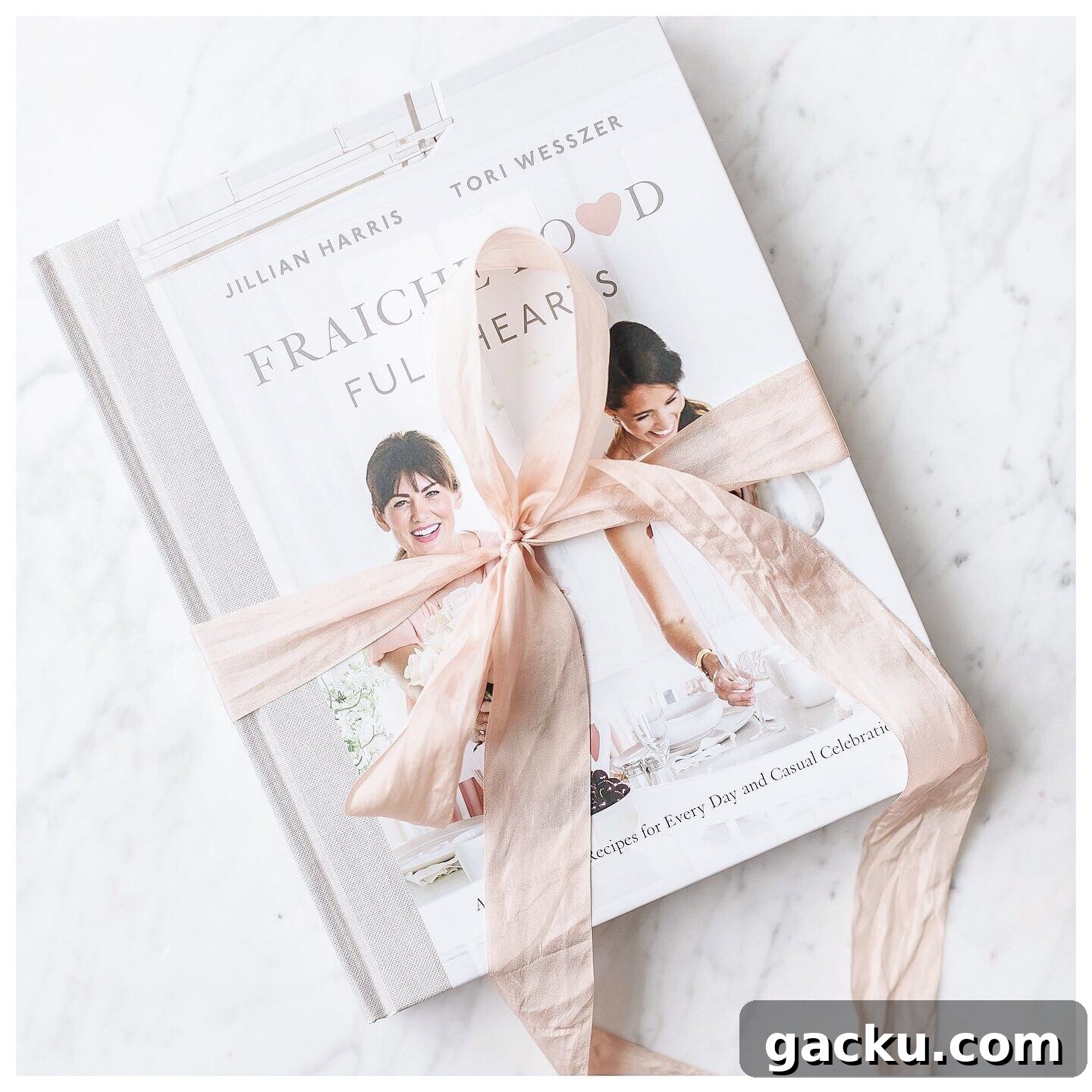 Top Gifts for Food Lovers: Unique Ideas for Every Taste 14 Beautiful Kitchen and Tableware from Tori Wesszer + Jillian Harris's Fraîche Kitchen Collection with the Cross. This stunning seasonal decor makes a perfect gift for the holidays!