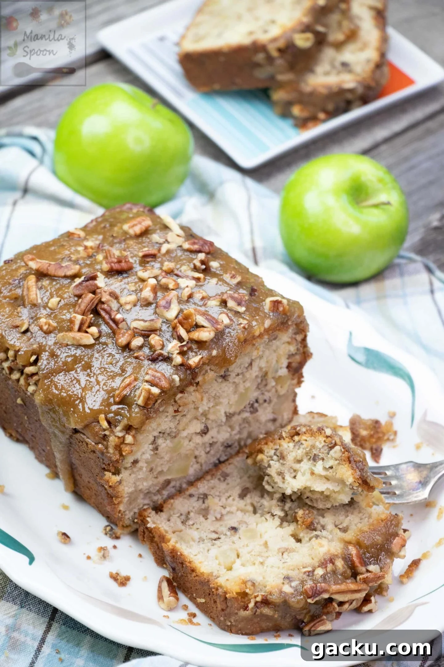 Apple Praline Bread with praline topping Apple Praline Bread