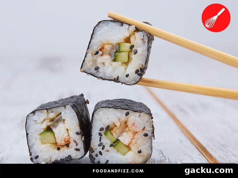 Sushi rice does better with the Steaming method. In general, short-grain rice varieties do better using this method compared to long-grain counterparts.