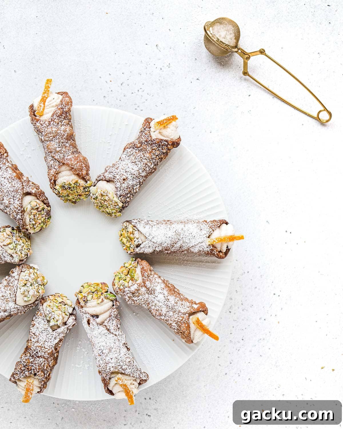 Vegan Cannoli: Crispy Shells with Creamy Ricotta-Style Filling 2 vegan cannoli