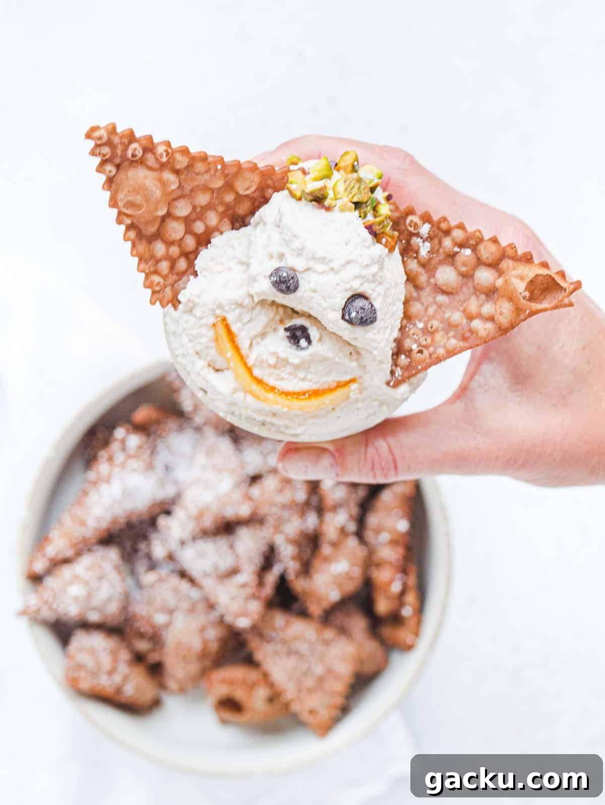 Vegan Cannoli: Crispy Shells with Creamy Ricotta-Style Filling 14 sweet nachos made with the leftover dough