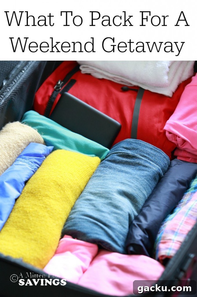 Weekend Getaway Packing List: Essentials for 48-Hour Trips 2 Going away for the weekend? Be sure you're packing the essentials!