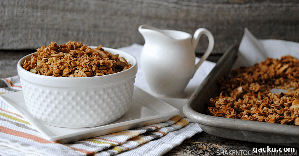 Mediterranean Breakfast Wrap Recipe: Quick Flavor-Packed Morning Meal 8 Oats, almond, coconut and pepitas (pumpkin seeds) are toasted with loads of pumpkin pie spice for the perfect breakfast cereal, topping for yogurt or on the go snack!