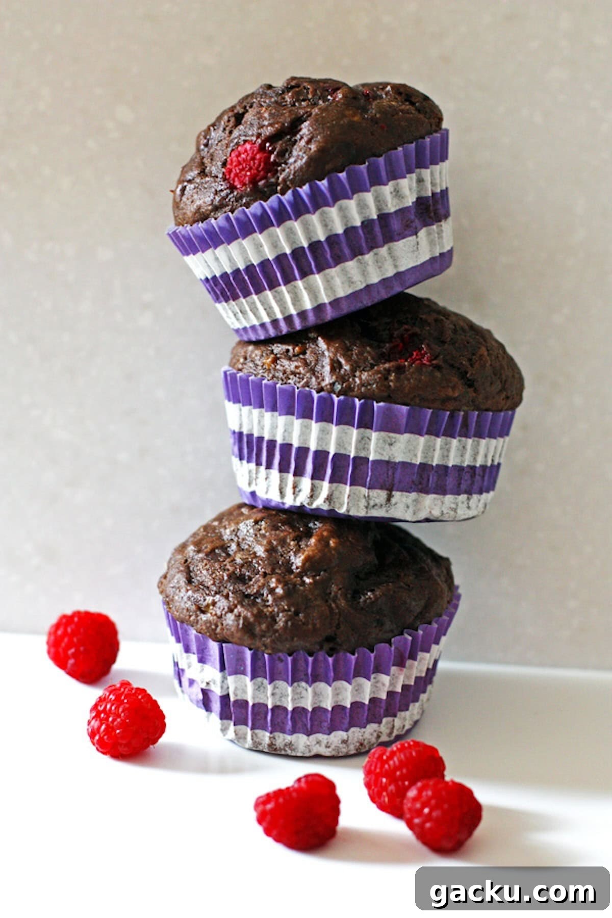 Dark Chocolate Raspberry Banana Bread: Moist, Fruity Loaf Recipe 5 Chocolate Raspberry Banana Muffins